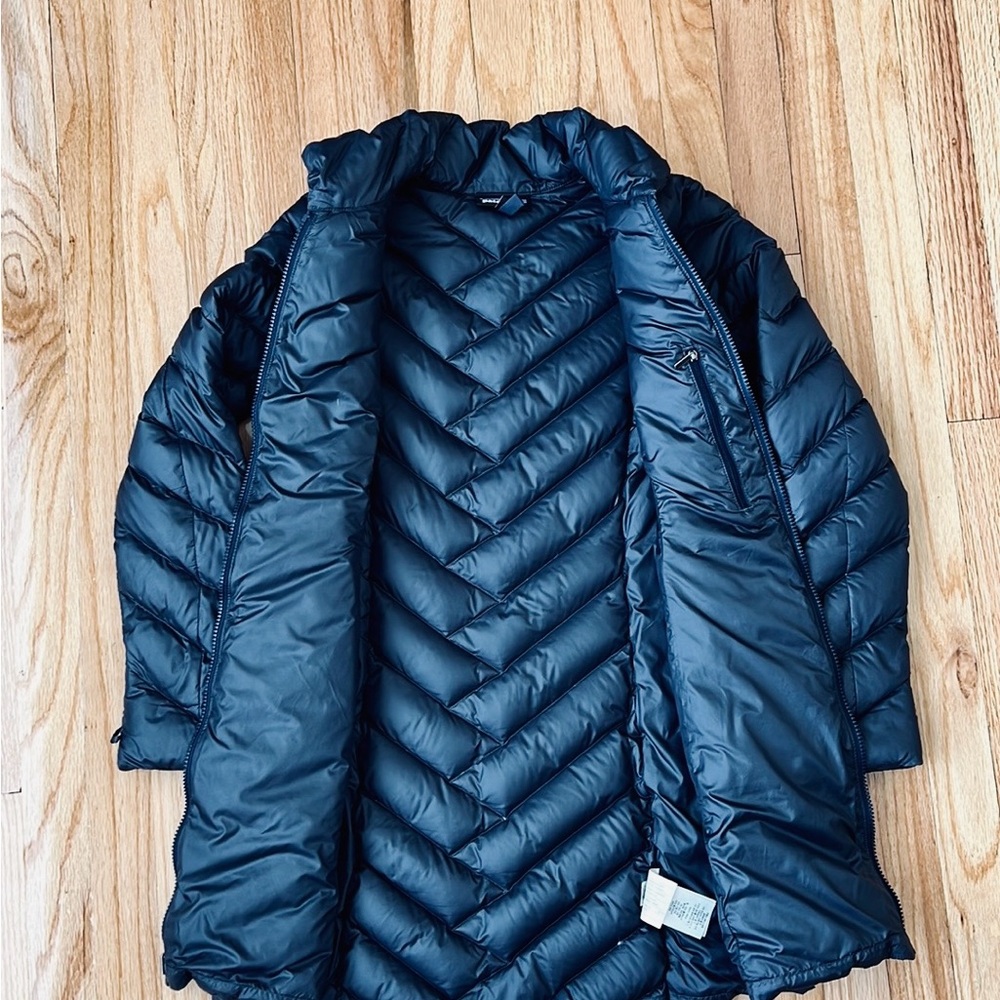 Patagonia long Women's Dark Blue Jacket women’s size Xs - Picture 8 of 12